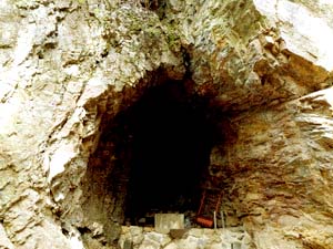 �s�񓴂̓���