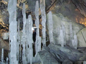 �s�񓴓���